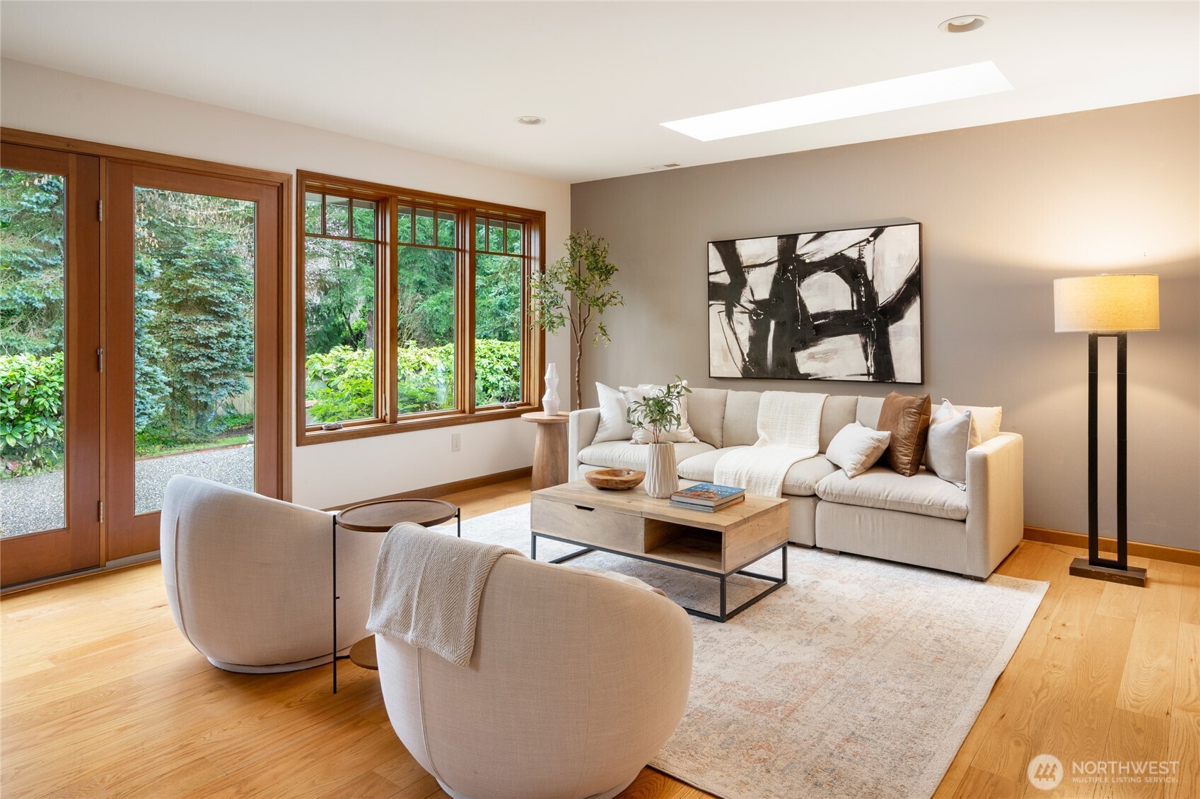 21537 Elm Drive , Brier, WA 98036-8918