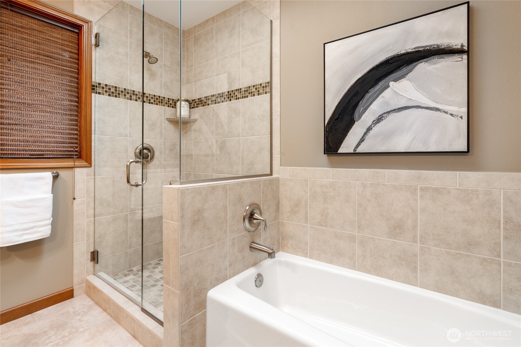 21537 Elm Drive , Brier, WA 98036-8918