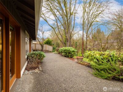 21537 Elm Drive , Brier, WA 98036-8918 - Photo 25