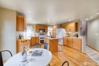 22237 131st Avenue SE, Kent, WA 98031 - Photo 2