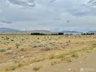 26 Old Riverside A Highway , Omak, WA 98841