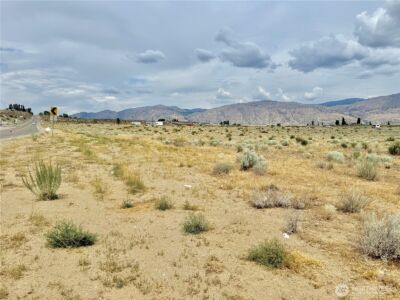 26 Old Riverside A Highway , Omak, WA 98841 - Photo 9