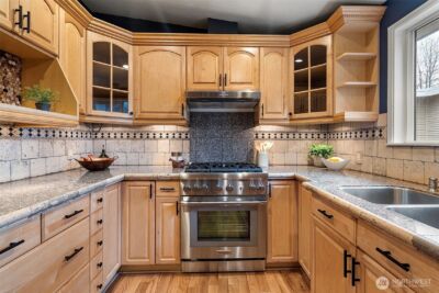 21614 SE 259th Street , Maple Valley, WA 98038 - Photo 8