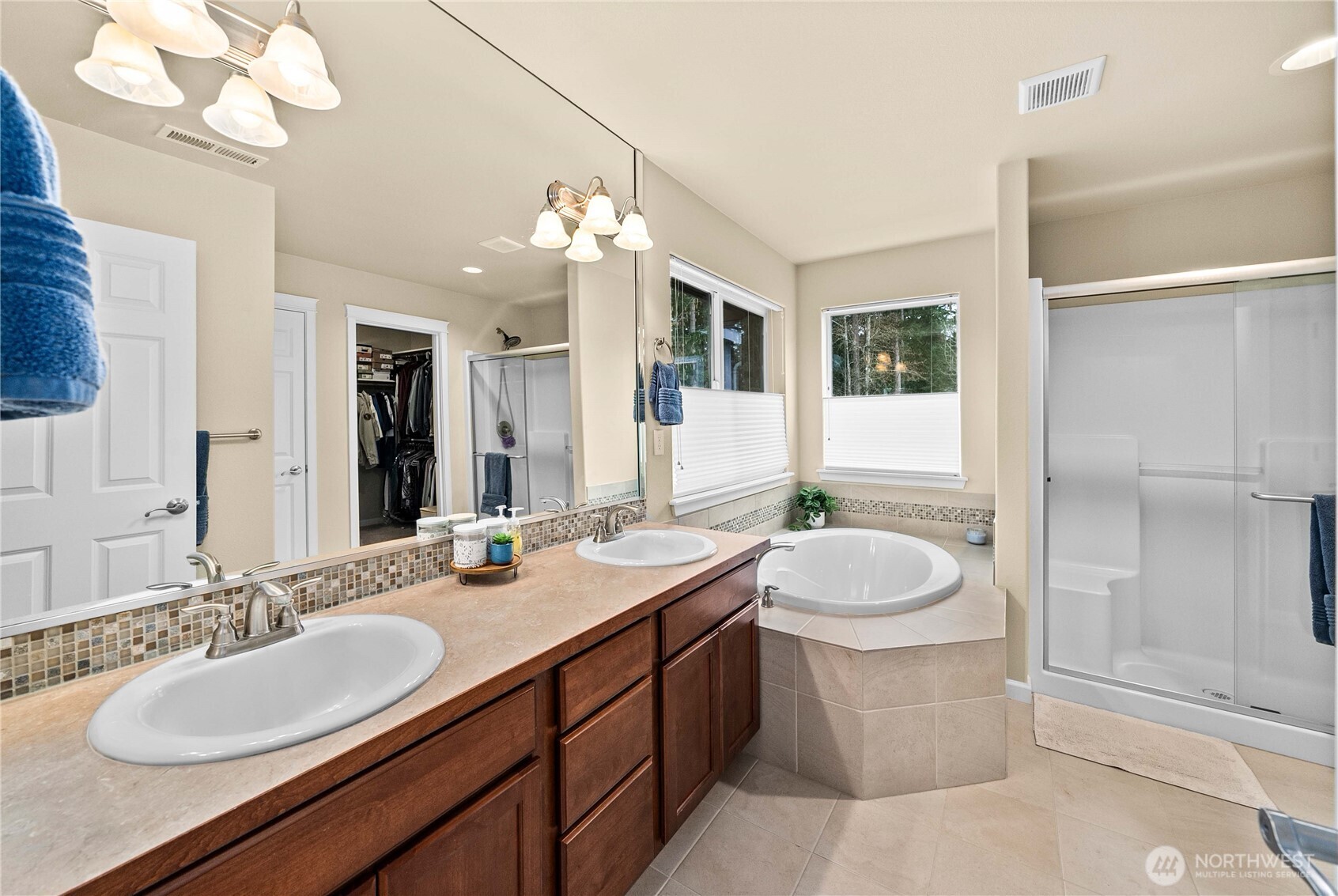 4275 Dudley Drive NE, Lacey, WA 98516