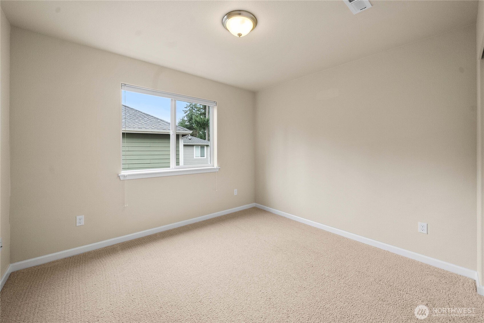 4275 Dudley Drive NE, Lacey, WA 98516