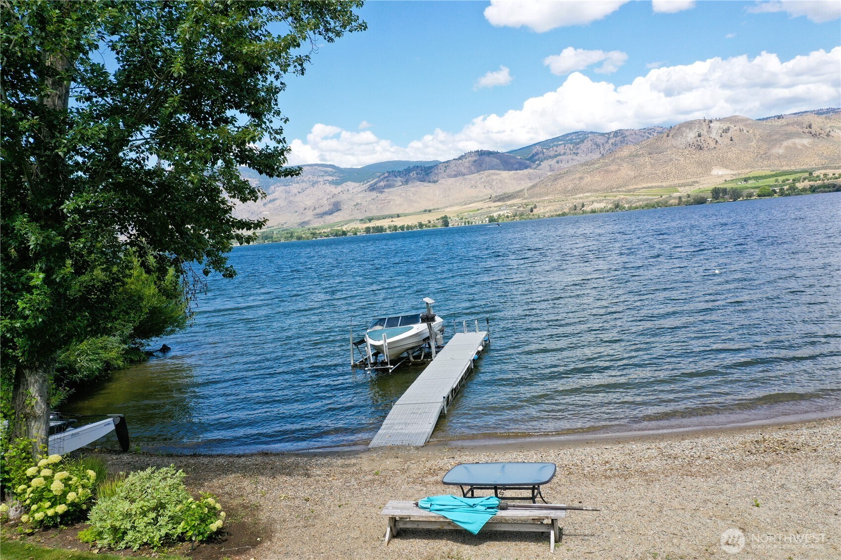 168 A Westlake Road , Oroville, WA 98844