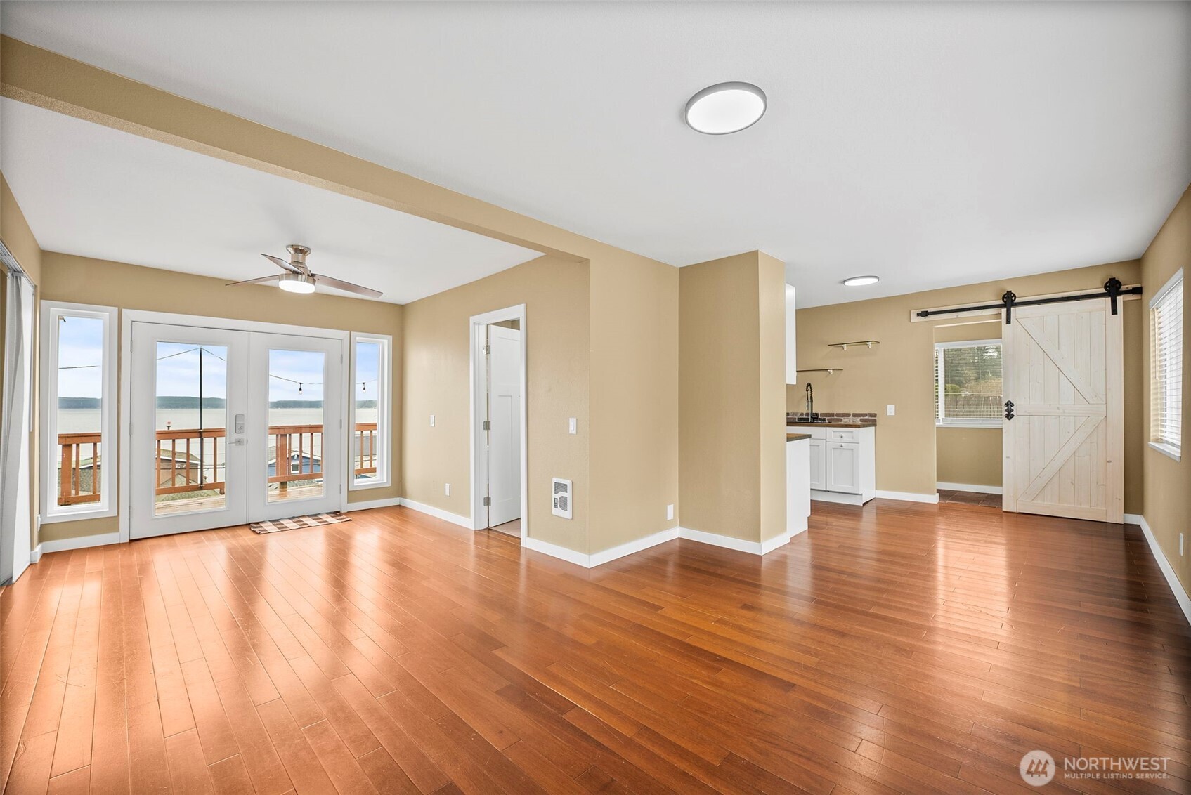 1805 Lawrence Street , Port Orchard, WA 98366