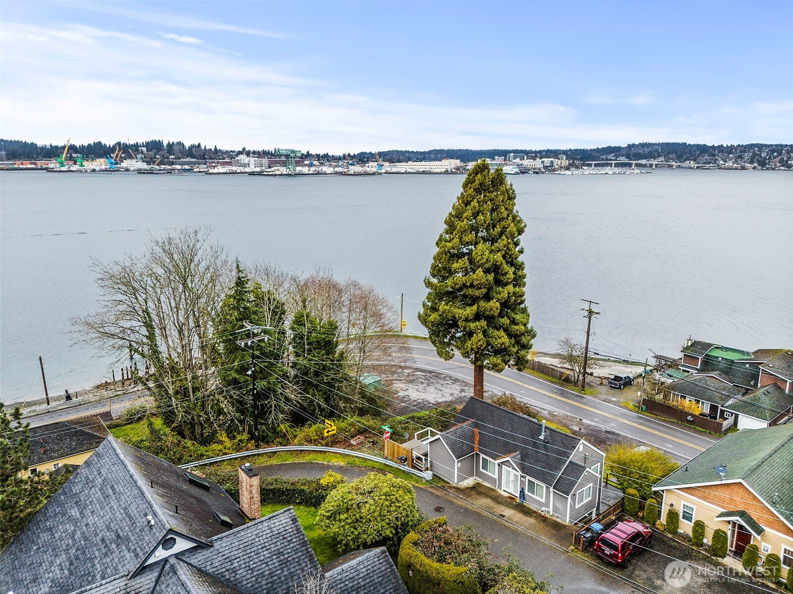 1805 Lawrence Street , Port Orchard, WA 98366