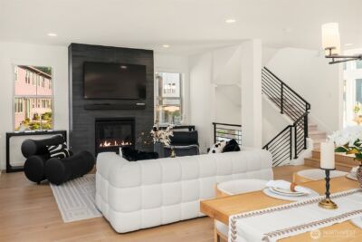 13368 SE 68th Place , Newcastle, WA 98059 - Photo 4