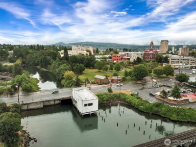 521 W Holly Street , Bellingham, WA 98225-3921 - Photo 15