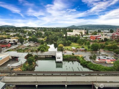 521 W Holly Street , Bellingham, WA 98225-3921 - Photo 16