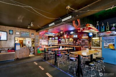 521 W Holly Street , Bellingham, WA 98225-3921 - Photo 9