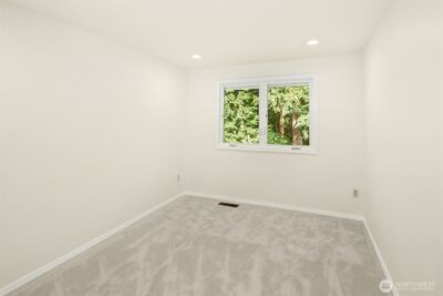 24106 NE 6th Place , Sammamish, WA 98074 - Photo 18