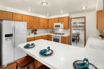 24106 NE 6th Place , Sammamish, WA 98074 - Photo 10