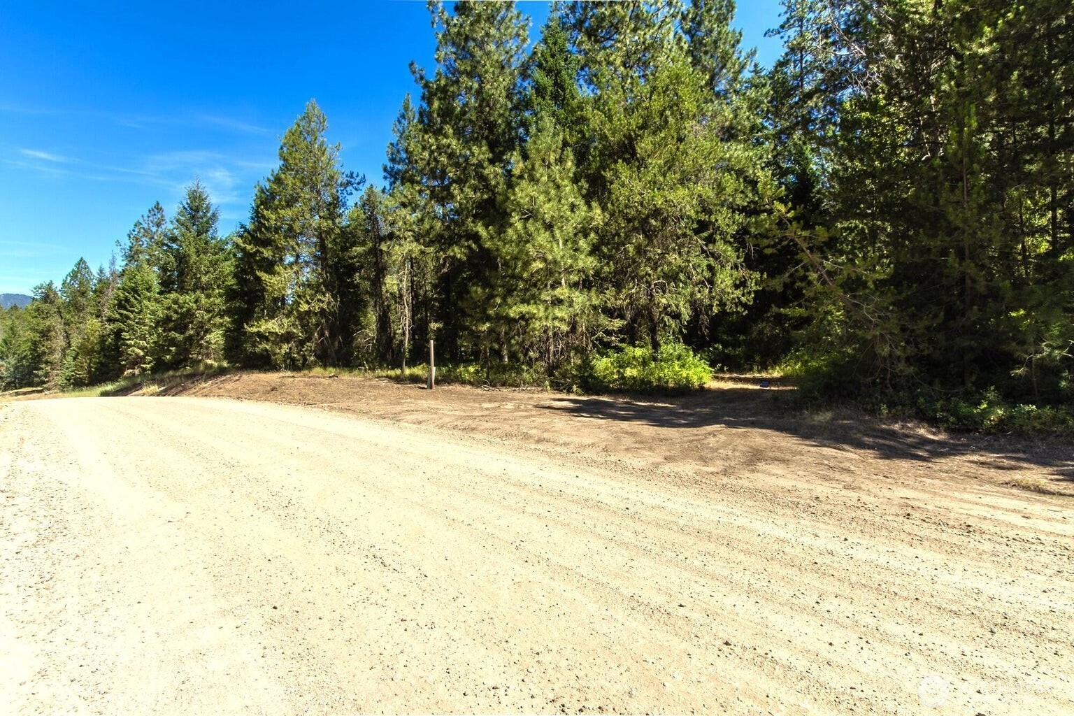 2443 Eagle Lambert Road , Chewelah, WA 99109