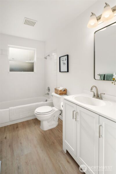 10256 NE 118th Place , Kirkland, WA 98034 - Photo 17