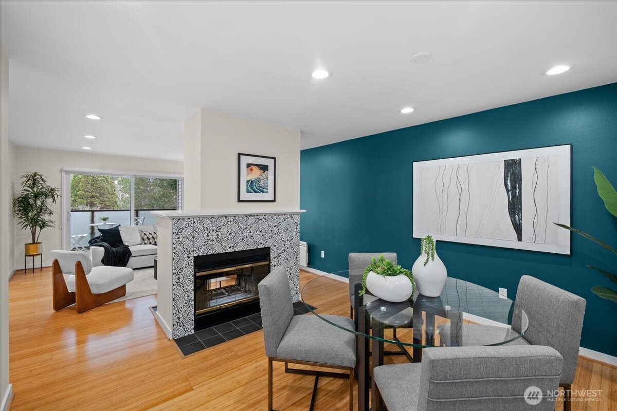 5225 50th Avenue NE #206, Seattle, WA 98105