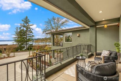 1610 10th Street W, Kirkland, WA 98033 - Photo 2