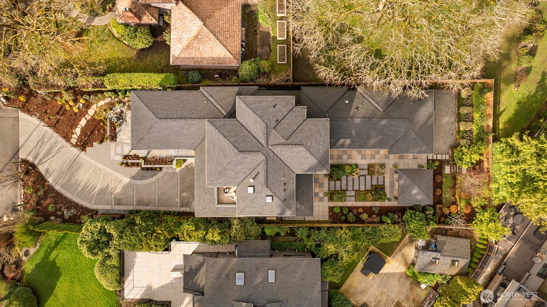 1610 10th Street W, Kirkland, WA 98033