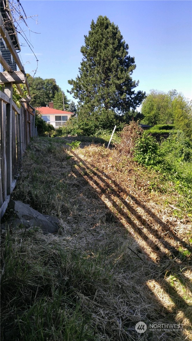 2308 W Smith Street , Seattle, WA 98199