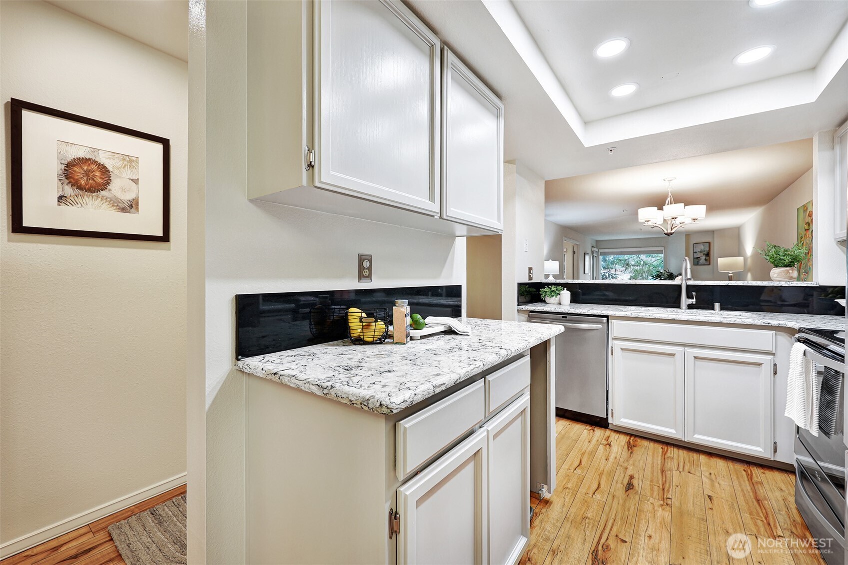 823 N 161st Place #105, Shoreline, WA 98133