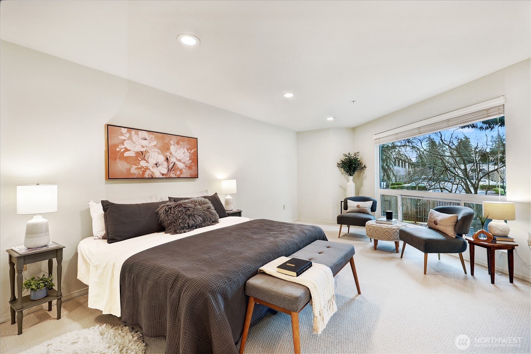 823 N 161st Place #105, Shoreline, WA 98133