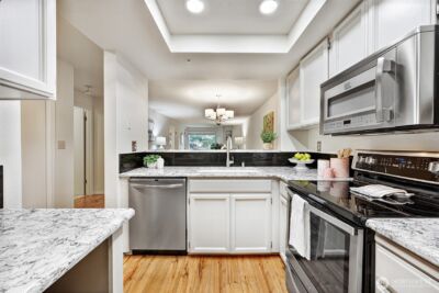 823 N 161st Place #105, Shoreline, WA 98133 - Photo 9