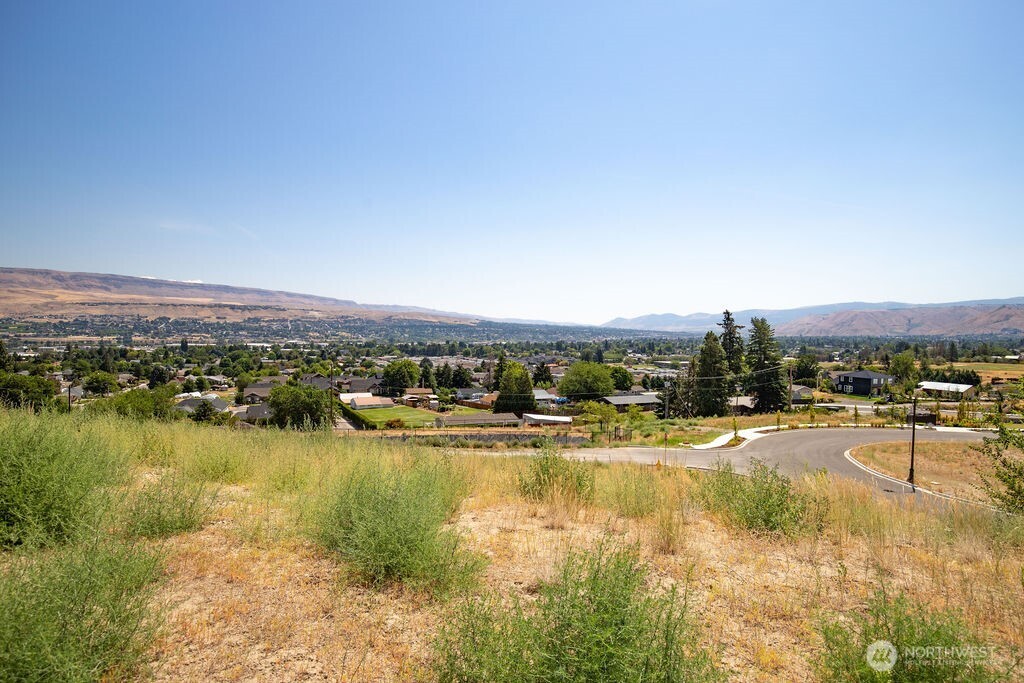 0 Lot 10 Ridgefield Way , Wenatchee, WA 98801