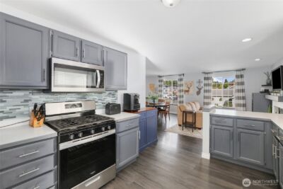 13701 SE 275th Place , Kent, WA 98042 - Photo 11