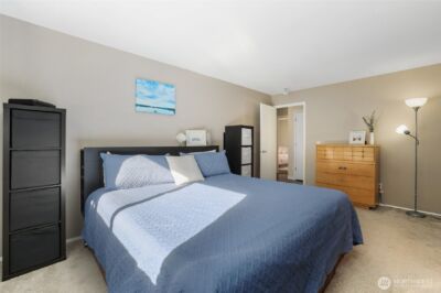 13701 SE 275th Place , Kent, WA 98042 - Photo 16