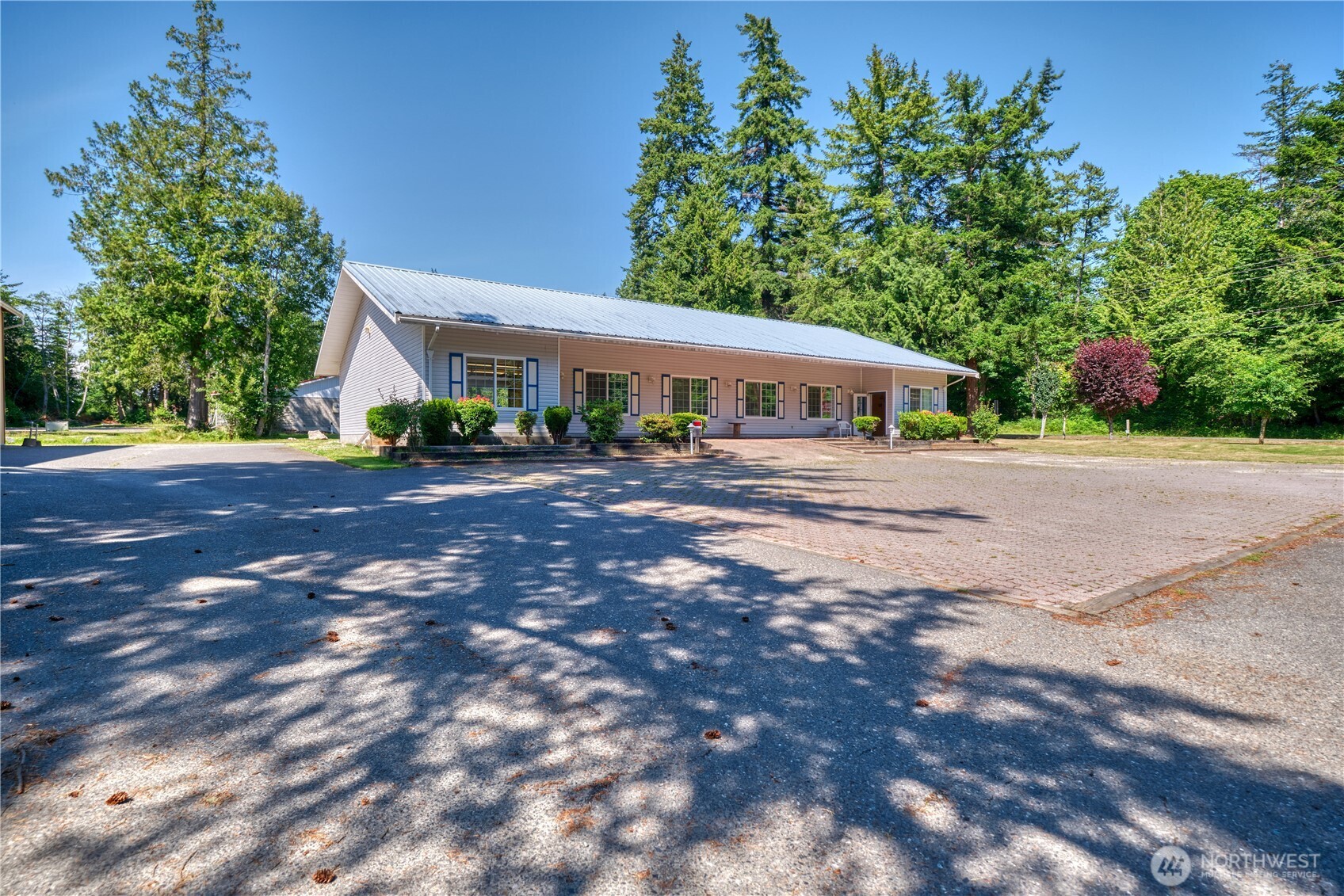 1591 McKenzie Way , Point Roberts, WA 98281