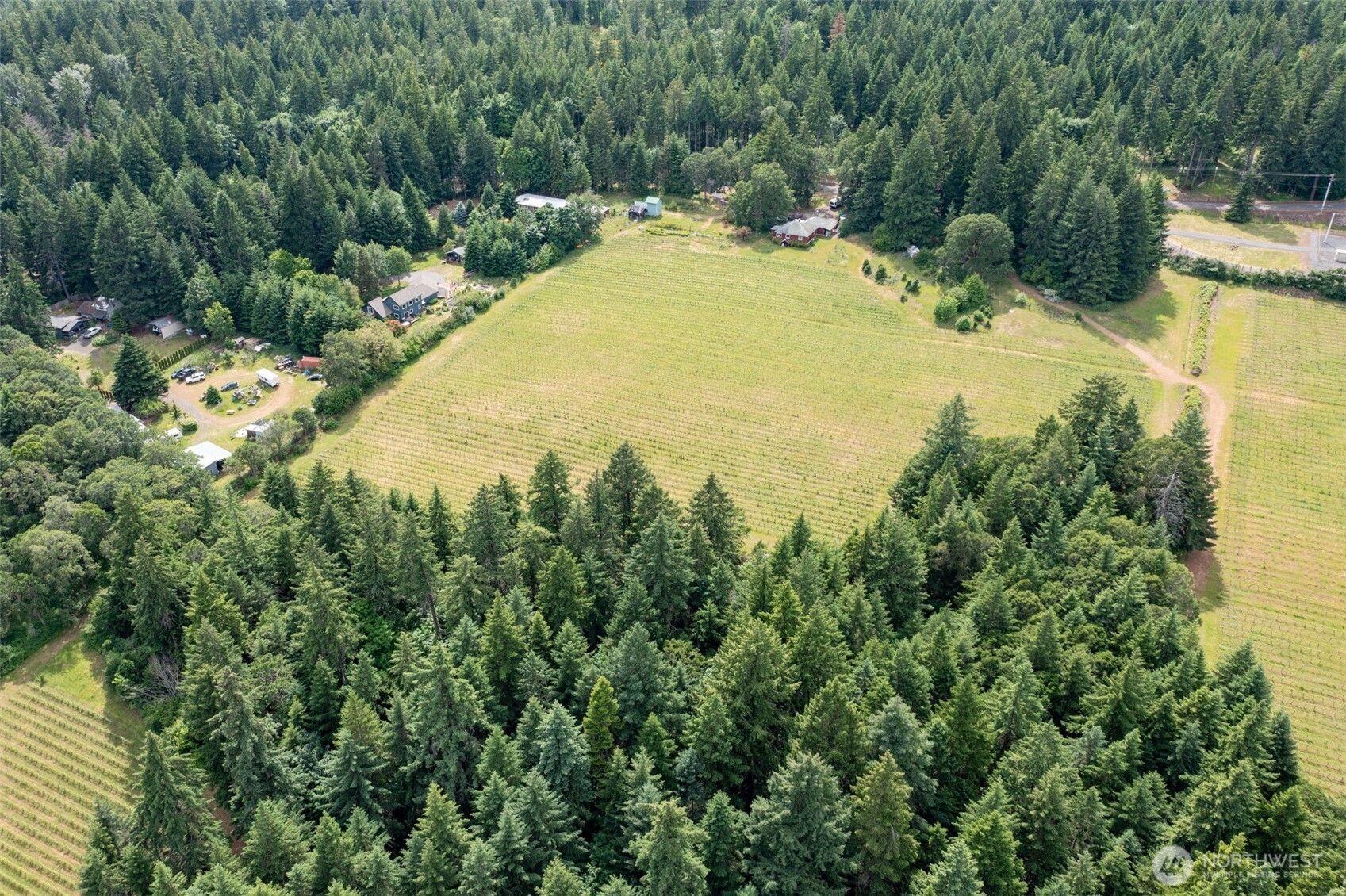 391 Newell Rd , Underwood, WA 98651