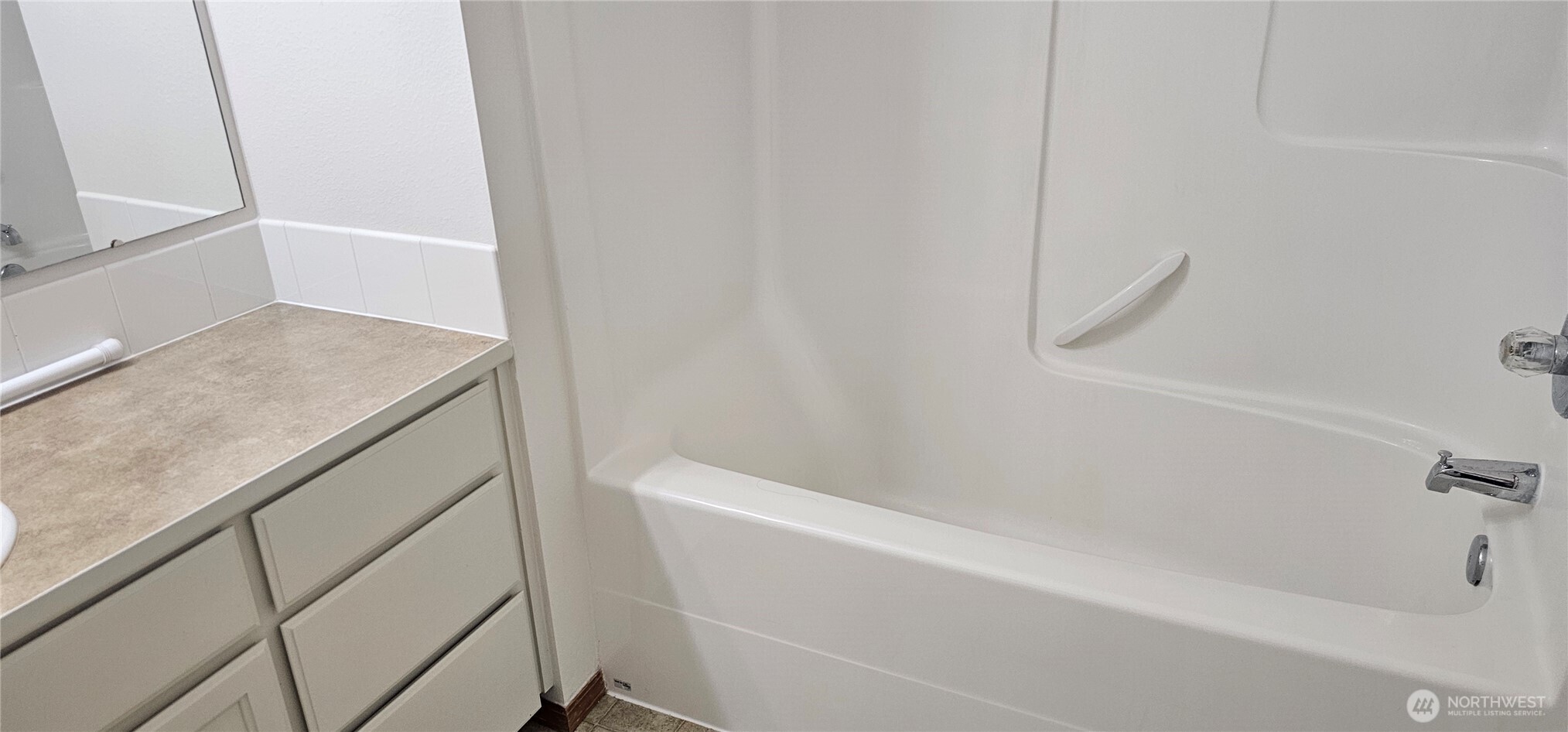 9131 Thea Rose Drive SE, Yelm, WA 98597