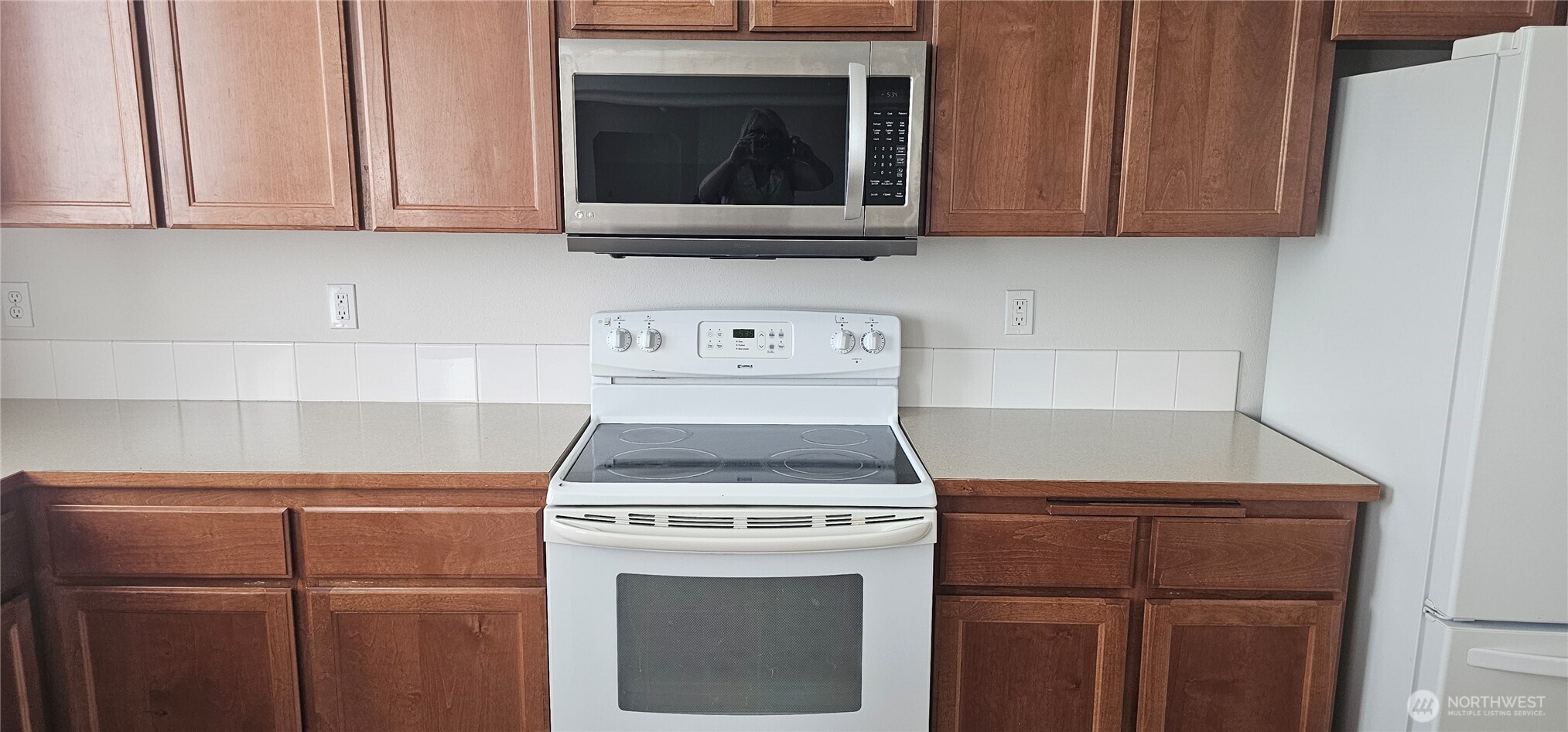 9131 Thea Rose Drive SE, Yelm, WA 98597