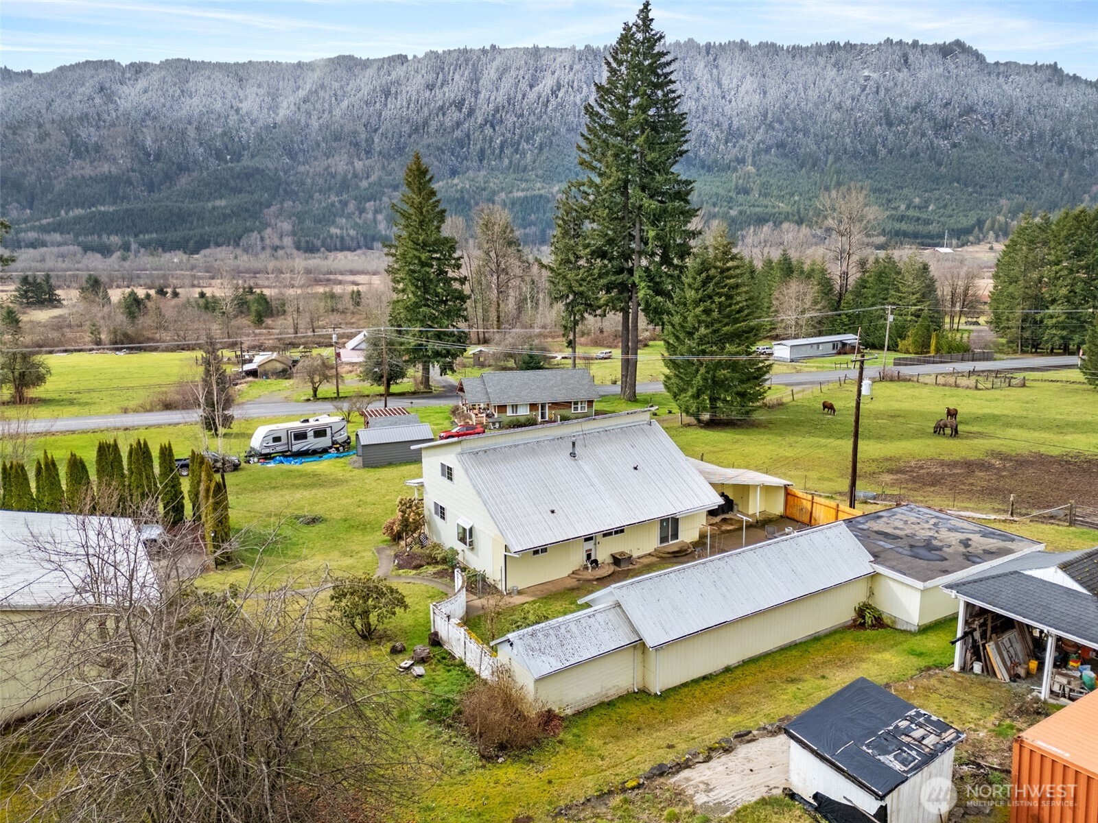 545 Davis Lake Rd , Morton, WA 98356