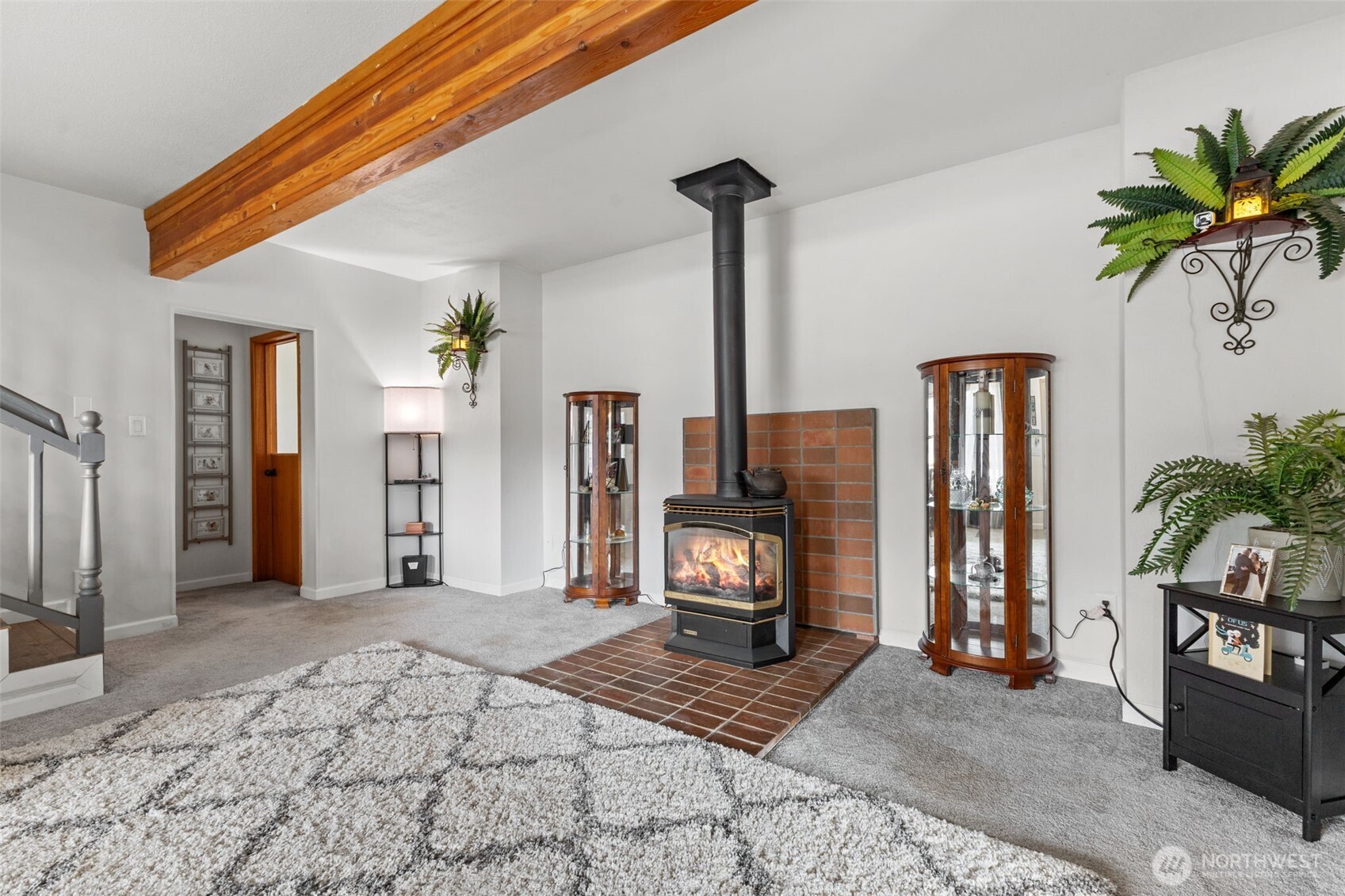 545 Davis Lake Rd , Morton, WA 98356