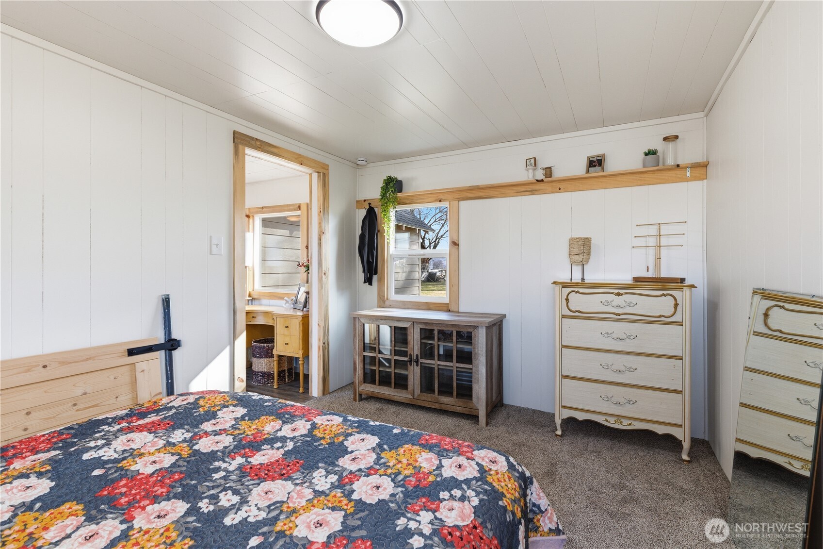 22 Kermel Road , Omak, WA 98841