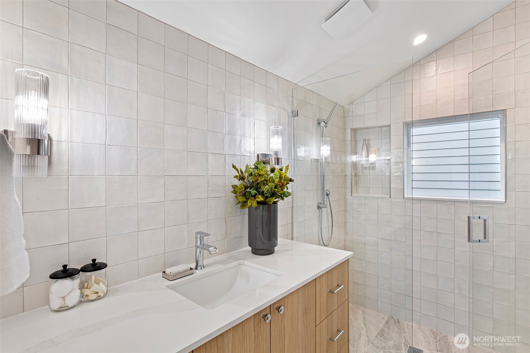 8003 25th Avenue NW, Seattle, WA 98117