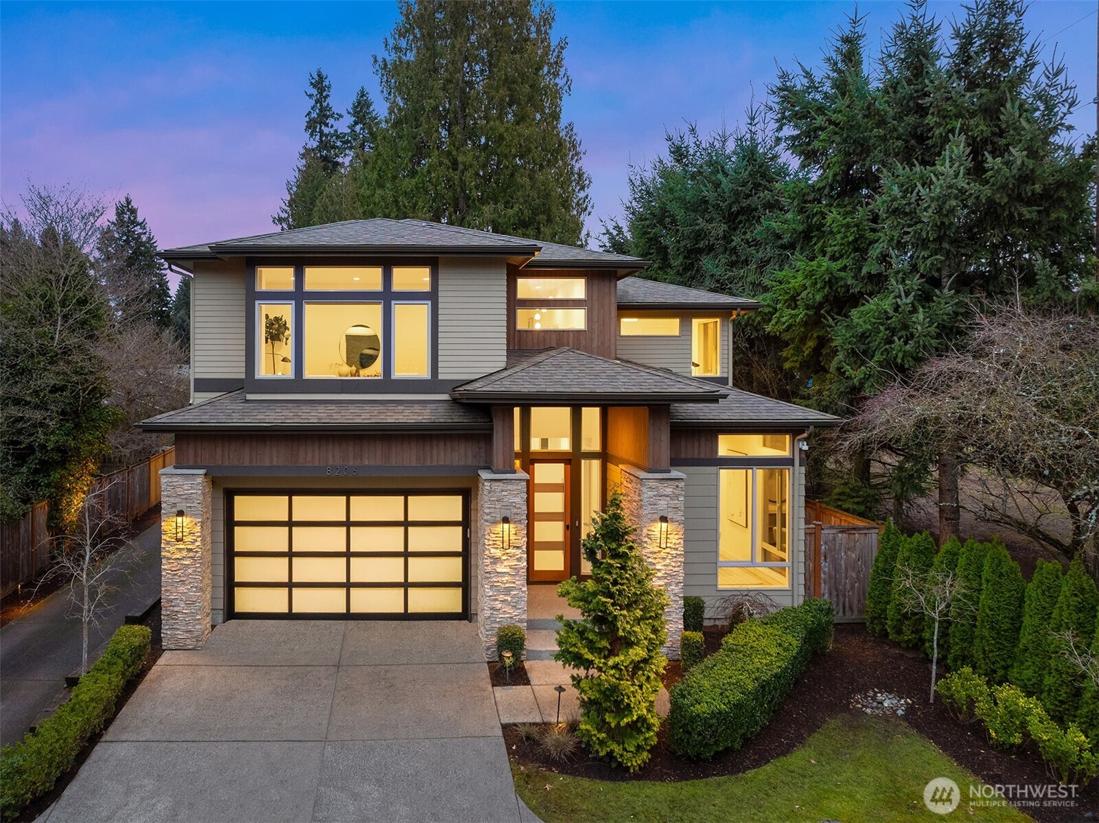 8206 128th Avenue NE, Kirkland, WA 98033