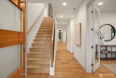 8206 128th Avenue NE, Kirkland, WA 98033 - Photo 2