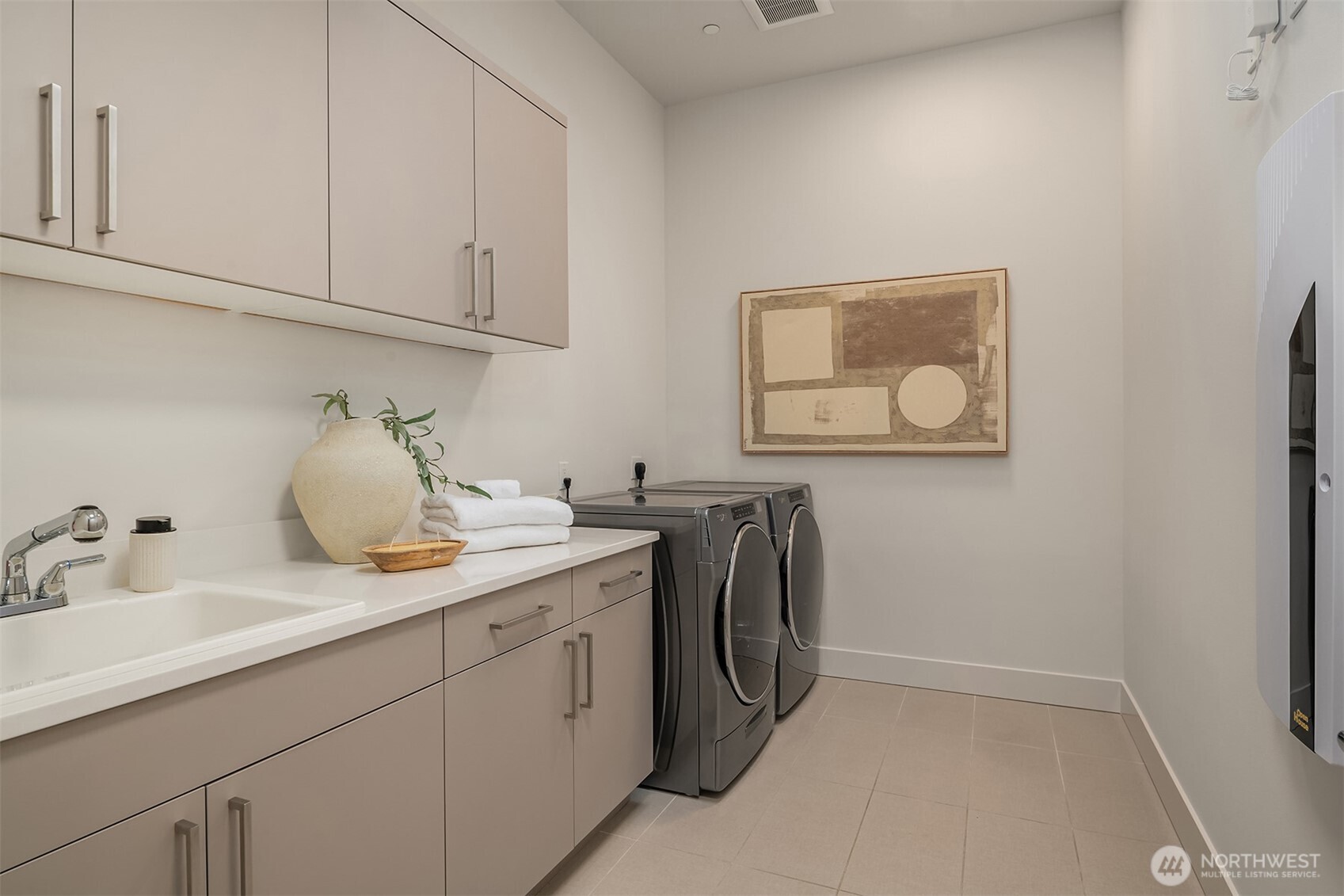 8206 128th Avenue NE, Kirkland, WA 98033