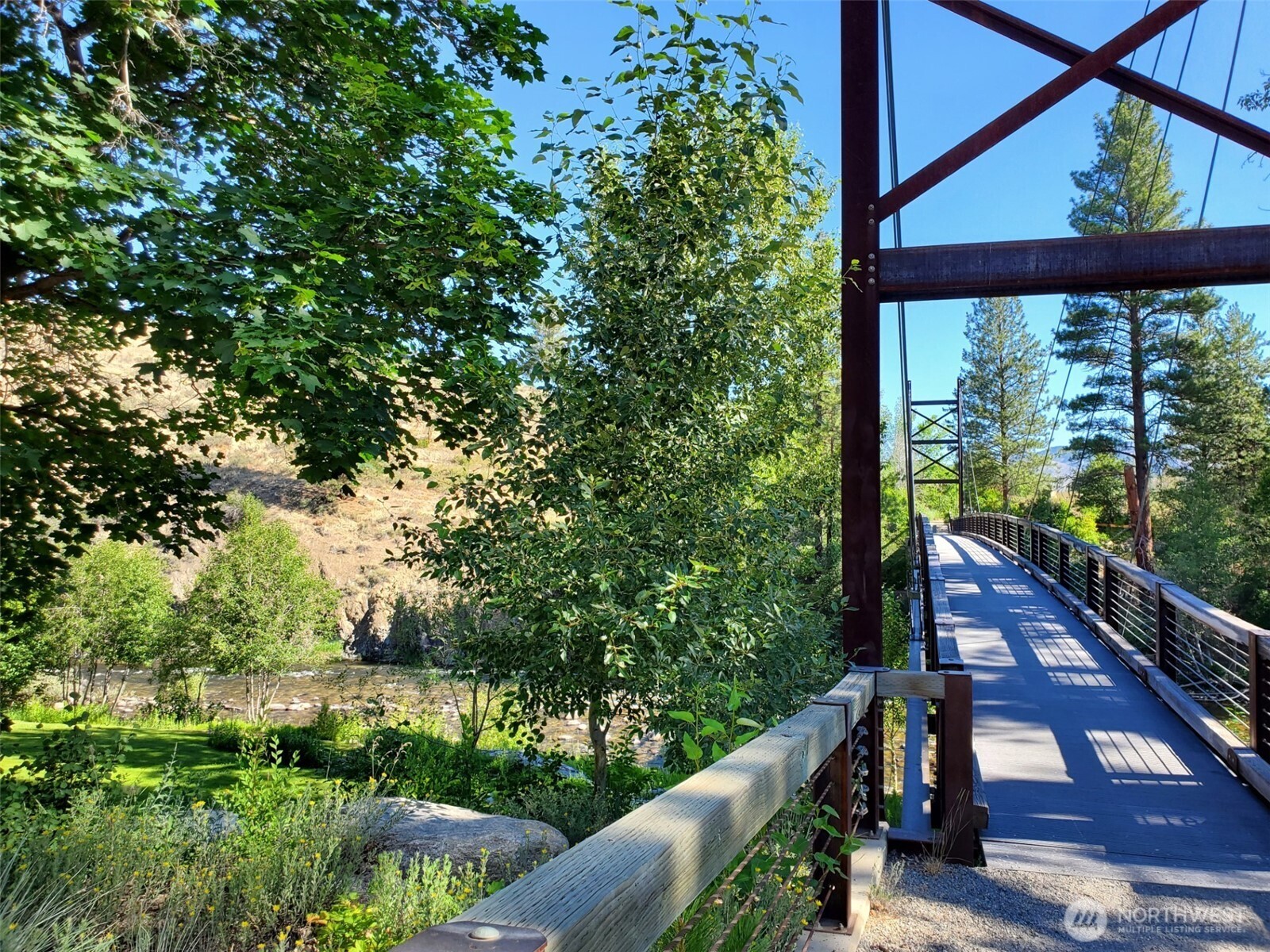 615 Pine Loop , Winthrop, WA 98862