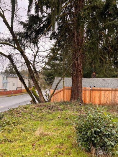 1410 NE 125th Street , Seattle, WA 98125 - Photo 2