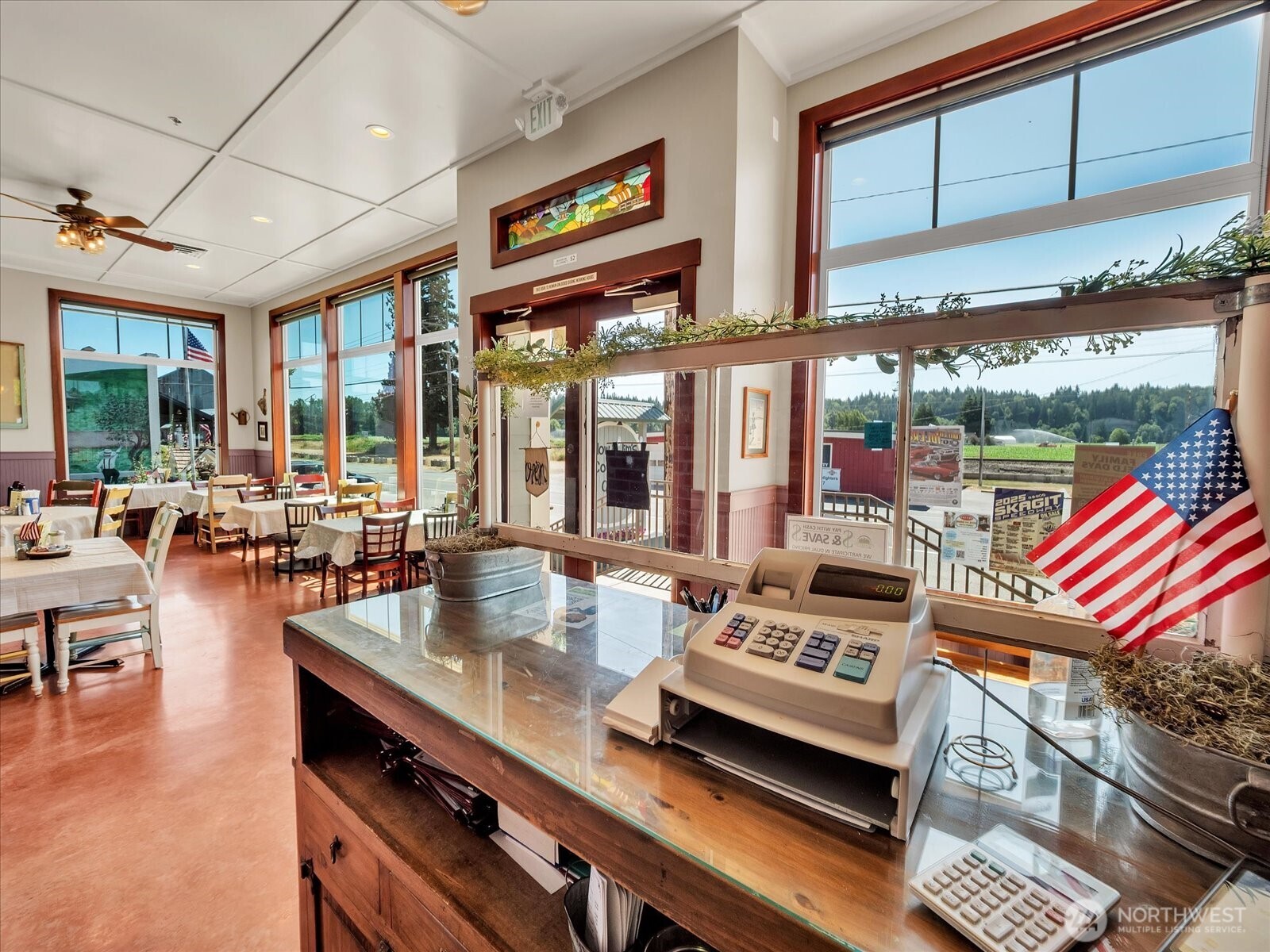 1421 Pioneer Highway , Silvana, WA 98287-4009