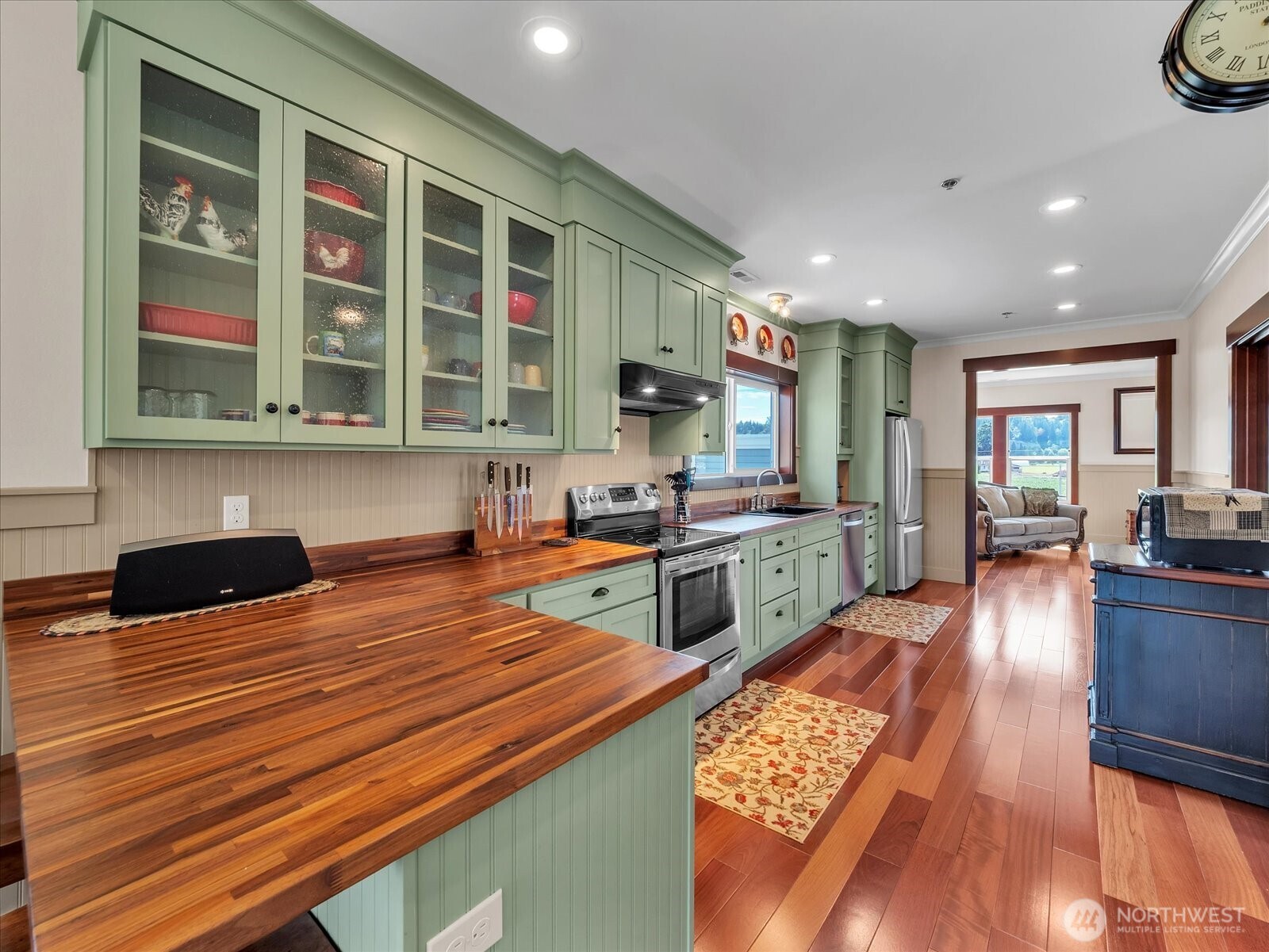 1421 Pioneer Highway , Silvana, WA 98287-4009