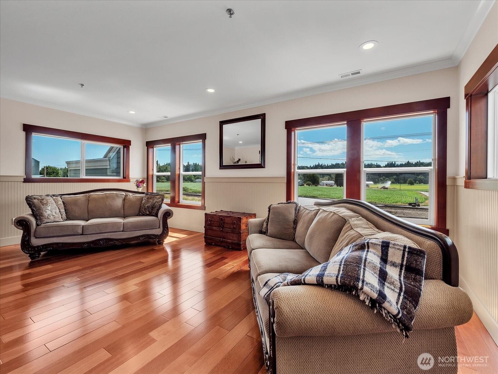 1421 Pioneer Highway , Silvana, WA 98287-4009