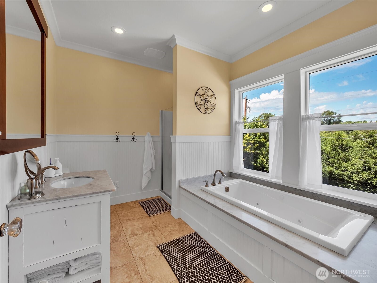 1421 Pioneer Highway , Silvana, WA 98287-4009