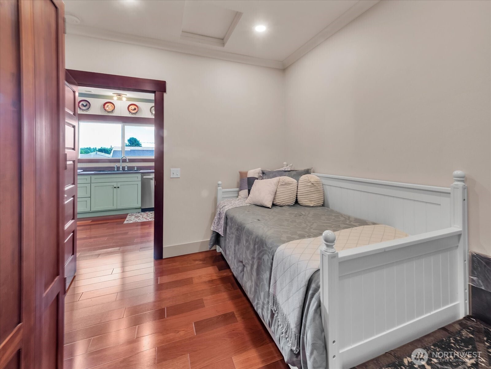 1421 Pioneer Highway , Silvana, WA 98287-4009