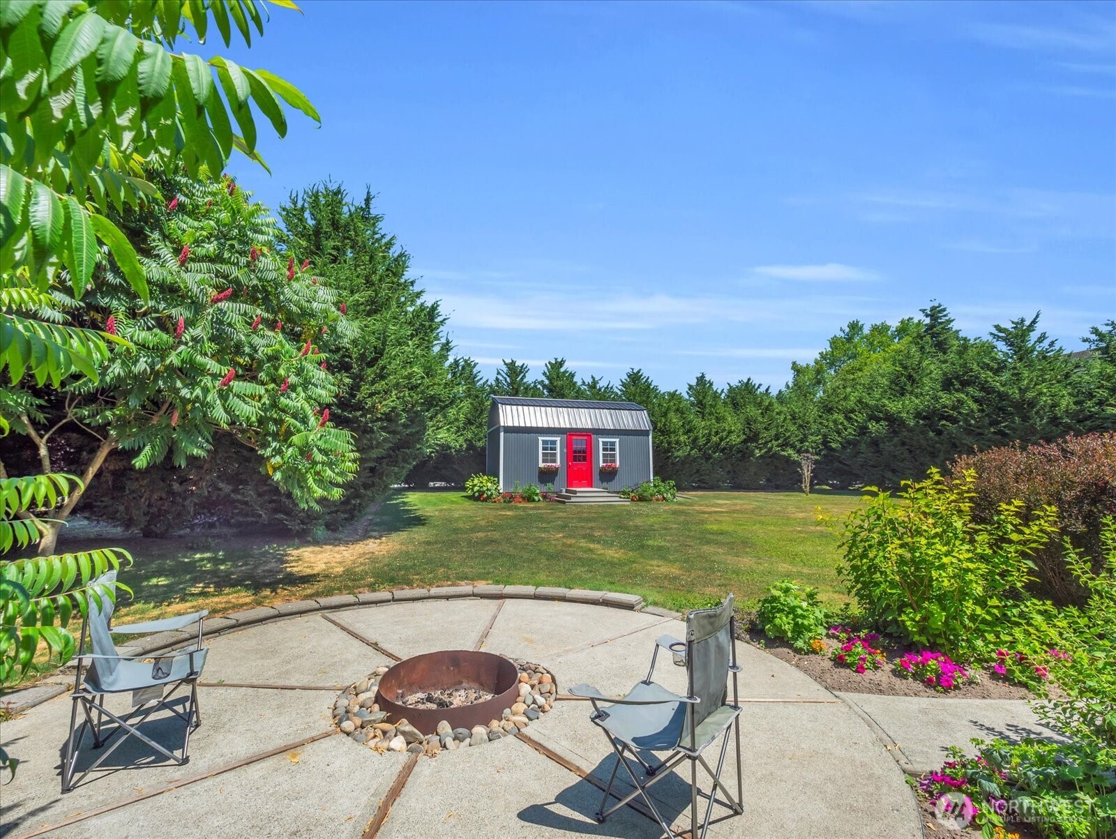 1421 Pioneer Highway , Silvana, WA 98287-4009