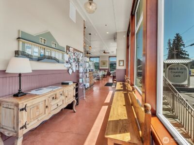 1421 Pioneer Highway , Silvana, WA 98287-4009 - Photo 4